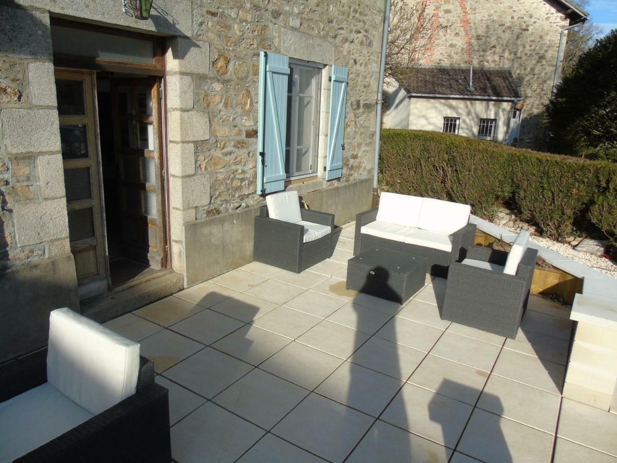 Bed and Breakfast Puy Larousse Farm House Linards Exterior foto