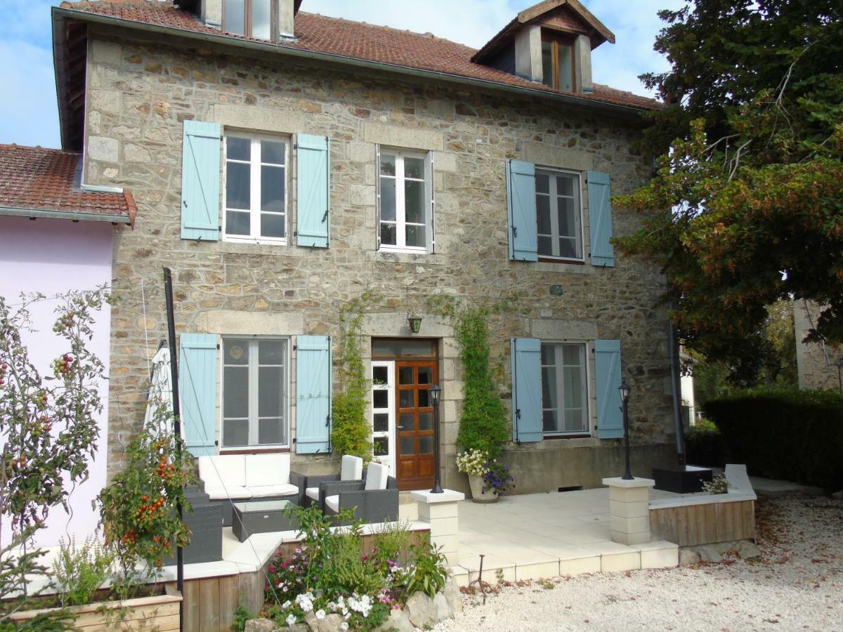 Bed and Breakfast Puy Larousse Farm House Linards Exterior foto